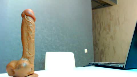 Lilith online show from March 2025 09:36:02 PM