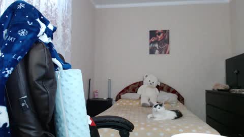 Snapshot of sports_woman5 chatting on January 2025 07:11:01 AM Tips are the best compliment to a woman online show from January 2025 07:11:01 AM