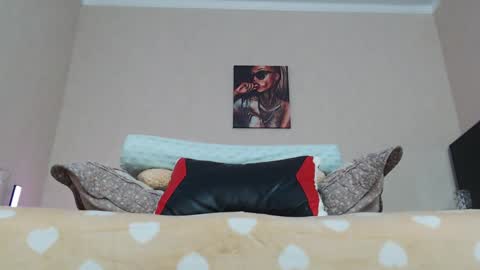 Snapshot of sports_woman5 chatting on January 2025 10:05:02 AM Tips are the best compliment to a woman online show from January 2025 10:05:02 AM