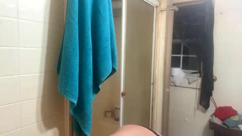 Snapshot of spotlight19955 chatting on December 2025 07:02:02 AM TN stuf online show from December 2025 07:02:02 AM