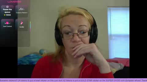 Snapshot of springtimefantastic chatting on January 2026 01:49:01 PM SpringtimeFantasfic online show from January 2026 01:49:01 PM