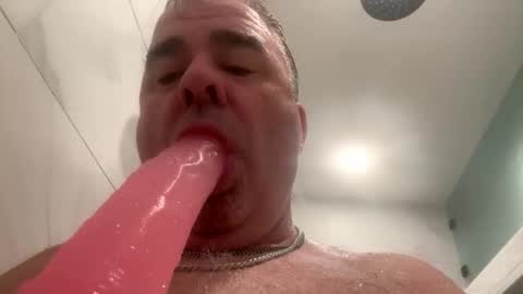 Snapshot of sprtsnut33 chatting on January 2026 03:47:01 PM sprtsnut33 online show from January 2026 03:47:01 PM