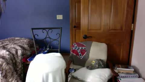 Snapshot of spun_redneck chatting on January 2026 08:01:01 PM Spun Redneck online show from January 2026 08:01:01 PM