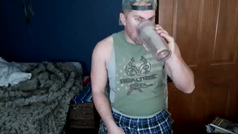 Snapshot of spun_redneck chatting on February 2026 11:06:02 AM Spun Redneck online show from February 2026 11:06:02 AM