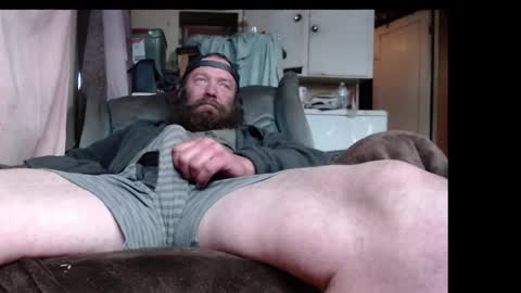 Snapshot of squegly chatting on April 2026 09:21:02 PM Bryan online show from April 2026 09:21:02 PM