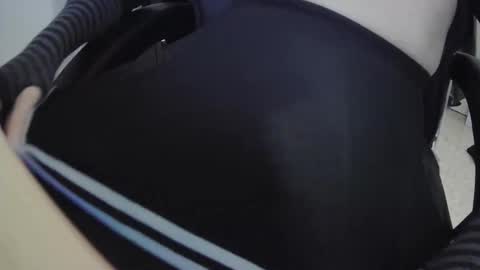 Snapshot of squickers chatting on February 2026 10:25:02 PM squickers online show from February 2026 10:25:02 PM