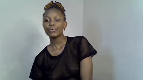 Snapshot of squirt_godes chatting on September 2025 07:50:01 PM Tashy online show from September 2025 07:50:01 PM