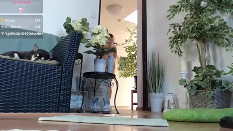 Snapshot of squirtmanica chatting on February 2025 08:54:02 AM Monica online show from February 2025 08:54:02 AM