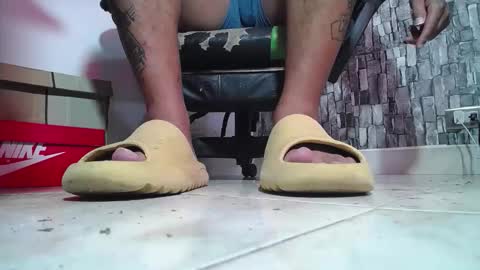 sr master cum its my old account online show from March 2026 03:01:01 PM