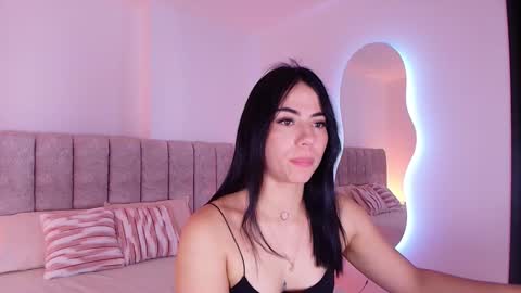 Snapshot of ss_samantha chatting on December 2025 07:32:01 PM samantha online show from December 2025 07:32:01 PM