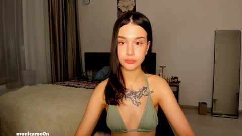 Snapshot of ssash1mii chatting on February 2025 05:09:01 PM Hey guys i miss you so much online show from February 2025 05:09:01 PM