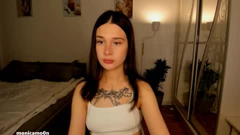 Snapshot of ssash1mii chatting on September 2025 10:53:01 PM Hey guys i miss you so much online show from September 2025 10:53:01 PM