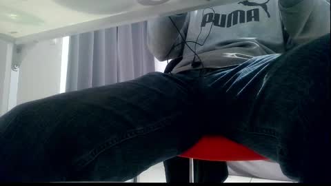 Snapshot of ssenzo chatting on December 2024 06:49:02 PM ssenzo online show from December 2024 06:49:02 PM