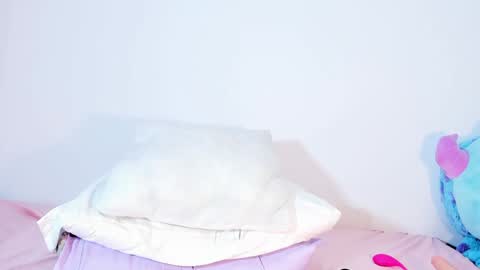 Snapshot of sshalimar_ chatting on January 2025 01:05:02 AM caroline massari online show from January 2025 01:05:02 AM