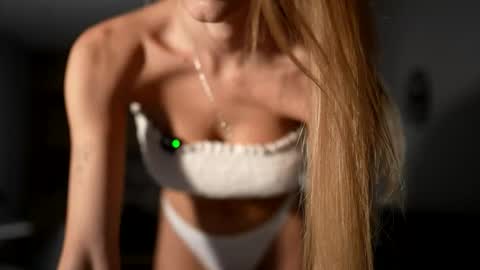 Snapshot of ssscarlett chatting on February 2026 03:41:02 PM Scarlett online show from February 2026 03:41:02 PM