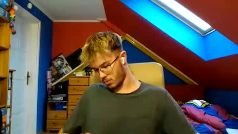 Snapshot of st1eve chatting on December 2025 01:05:02 PM st1eve online show from December 2025 01:05:02 PM