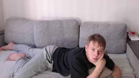 Joe Peach online show from September 2025 02:52:02 PM