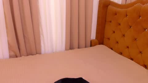 staceymariemojic online show from August 2026 09:18:02 PM