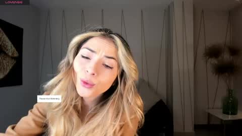 Stacy Woods online show from May 2026 11:07:02 AM