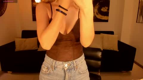 Stacy Woods online show from May 2026 10:52:02 AM