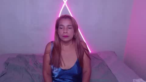 stacy_hall0 online show from December 2025 12:25:02 PM