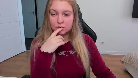 Stacy  online show from September 2025 09:58:02 AM