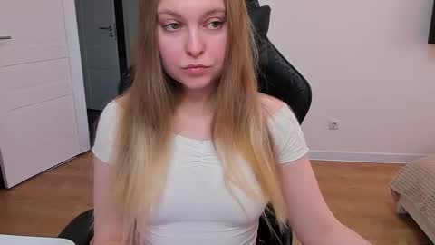 Stacy  online show from February 2026 02:26:02 PM