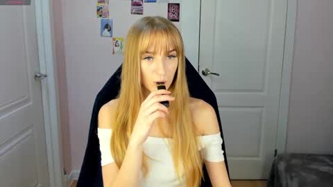 Stacy Mon Tue Wed Thu Fri Sun GMT GMT 3 1000am - 0400pm  online show from December 2024 08:11:02 AM