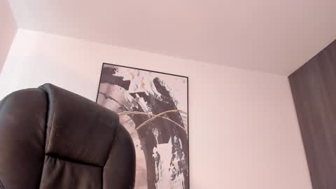 Snapshot of stacyconner chatting on December 2024 09:39:01 PM Stacy Conner online show from December 2024 09:39:01 PM