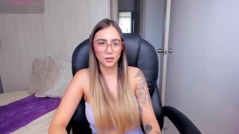 Snapshot of stacyconner chatting on September 2025 08:09:01 PM Stacy Conner online show from September 2025 08:09:01 PM