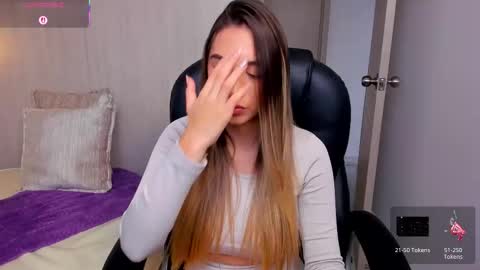 Snapshot of stacyconner chatting on November 2025 08:30:02 PM Stacy Conner online show from November 2025 08:30:02 PM