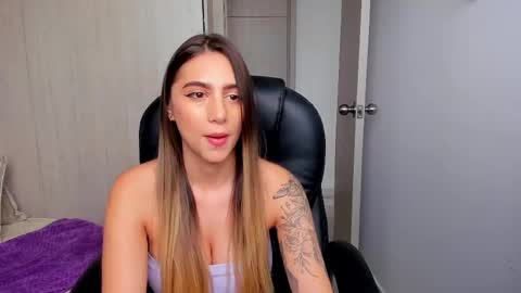 Snapshot of stacyconner chatting on November 2025 08:42:01 PM Stacy Conner online show from November 2025 08:42:01 PM