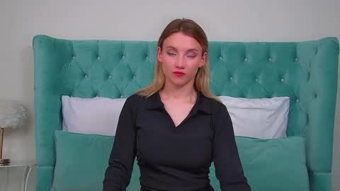 StacyEvances online show from June 2026 04:20:02 PM