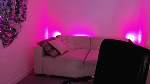 Stasey online show from May 2026 04:05:02 PM