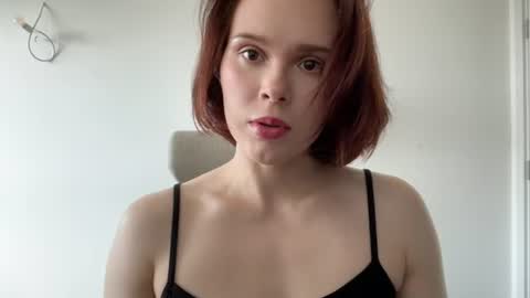 Snapshot of stacyluxxe chatting on June 2026 12:58:01 PM Stacy online show from June 2026 12:58:01 PM