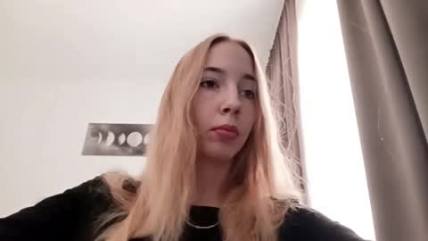 Snapshot of stacyscholle chatting on February 2026 06:11:02 AM Mila online show from February 2026 06:11:02 AM