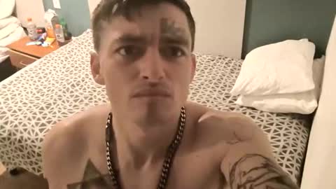 Snapshot of staightupdownbad chatting on November 2025 05:27:02 AM Straightupdownbad online show from November 2025 05:27:02 AM