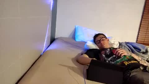 Snapshot of staightupdownbad chatting on November 2025 07:42:02 AM Straightupdownbad online show from November 2025 07:42:02 AM