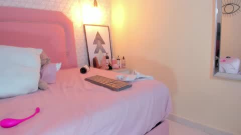 Snapshot of staisyotis chatting on February 2025 09:25:02 AM KEIMI online show from February 2025 09:25:02 AM