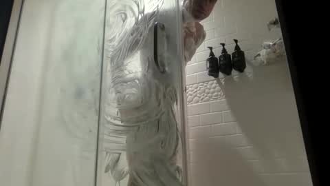 Snapshot of staloney21 chatting on January 2026 09:58:02 AM staloney online show from January 2026 09:58:02 AM