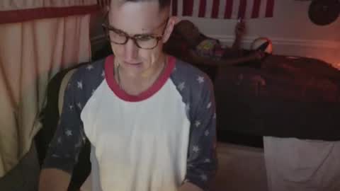 Snapshot of staloney21 chatting on February 2026 10:05:01 AM staloney online show from February 2026 10:05:01 AM