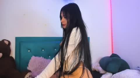 Snapshot of star_darling chatting on February 2025 07:44:02 PM S T A R online show from February 2025 07:44:02 PM