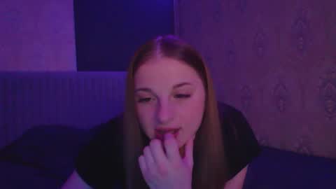 Snapshot of star_girlish chatting on December 2025 11:10:02 PM star_girlish online show from December 2025 11:10:02 PM