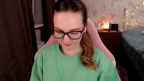 Snapshot of star_shopping chatting on December 2024 04:16:01 PM Alice online show from December 2024 04:16:01 PM