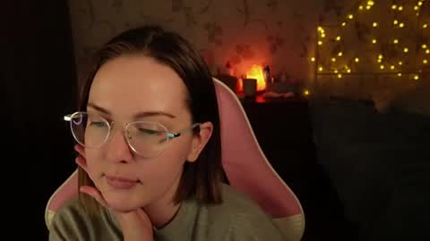 Snapshot of star_shopping chatting on January 2025 02:12:02 PM Alice online show from January 2025 02:12:02 PM