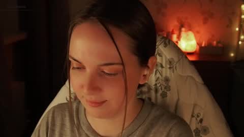 Snapshot of star_shopping chatting on March 2025 04:02:01 PM Alice online show from March 2025 04:02:01 PM