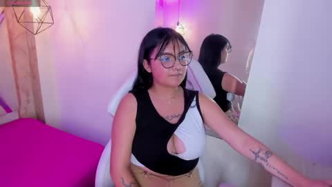 Start  online show from April 2026 07:52:01 PM