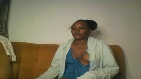 Snapshot of stargirl880271 chatting on October 2025 01:28:01 AM isha online show from October 2025 01:28:01 AM