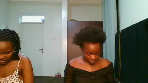 lia online show from May 2026 06:48:02 PM