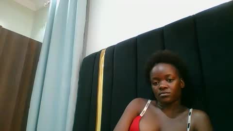 lia online show from May 2026 04:07:02 AM